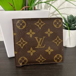 LOUIS VUITTON Monogram Canvas Marco Wallet